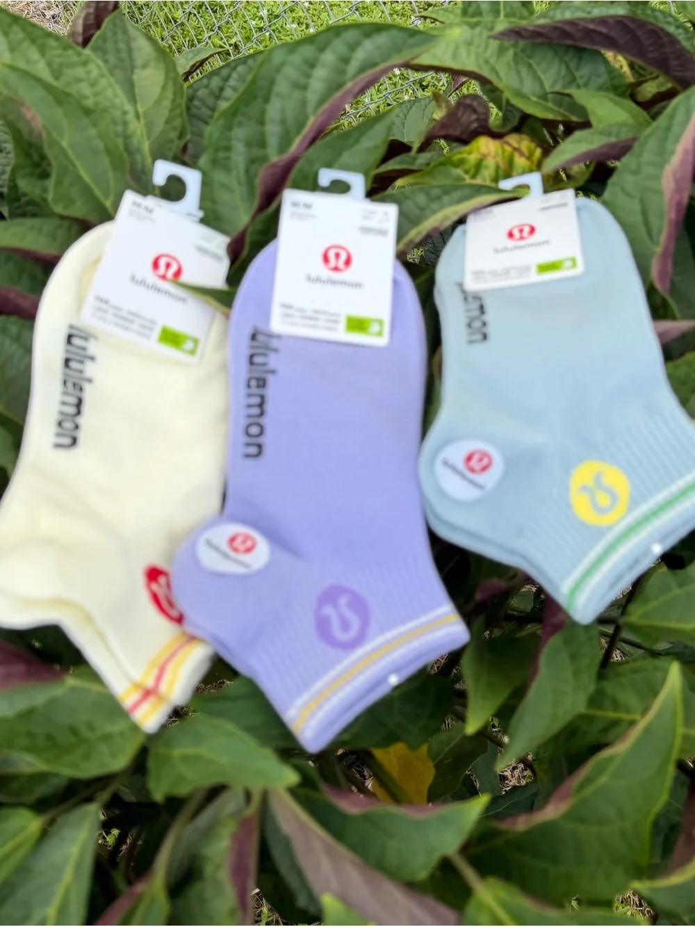 LULULEMON athletica Women's ankle Socks Cream, Lavender, Light Blue